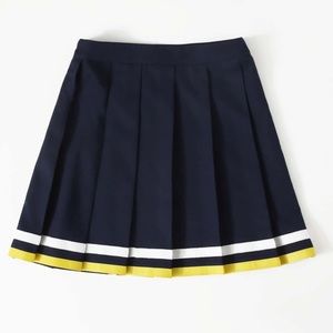 Pleated skirt